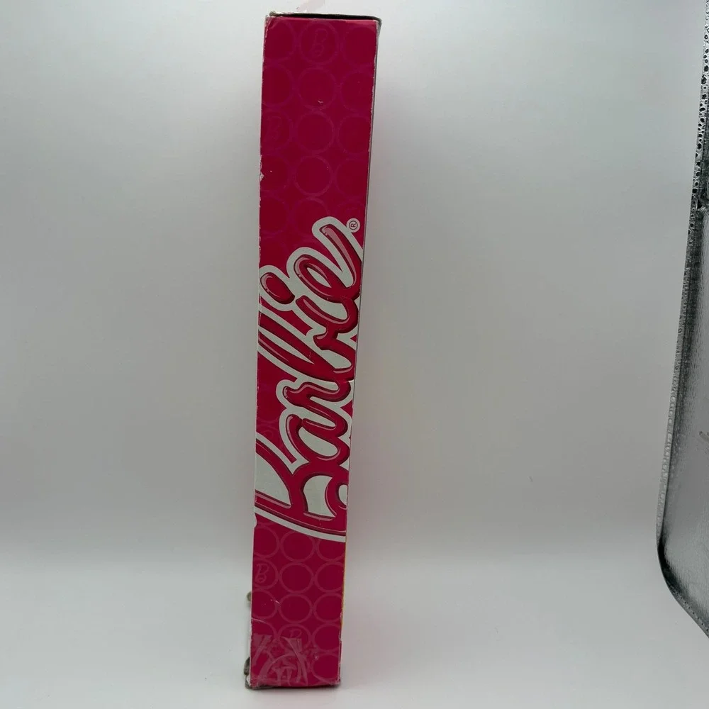 2015 Barbie Pink-Tastic‎ Asian Doll DGX64 Lea Sculpt New NIB + Ring Gift